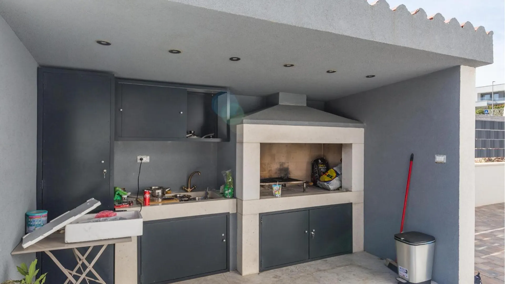Nice Apartment In Novigrad With House Sea View Karpinjan