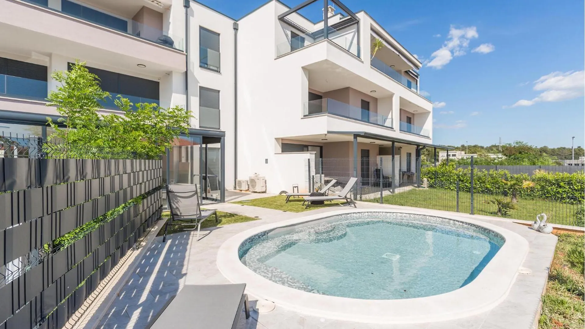 Nice Apartment In Novigrad With House Sea View Karpinjan Croazia